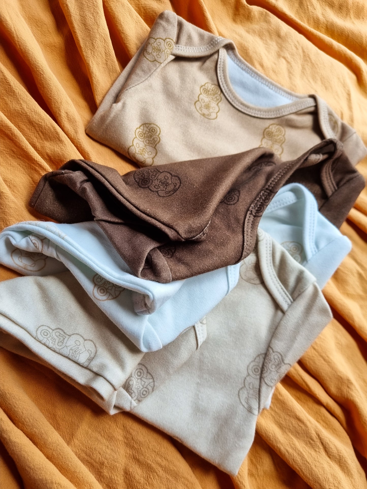 Hei Tiki Short Sleeve Bodysuit