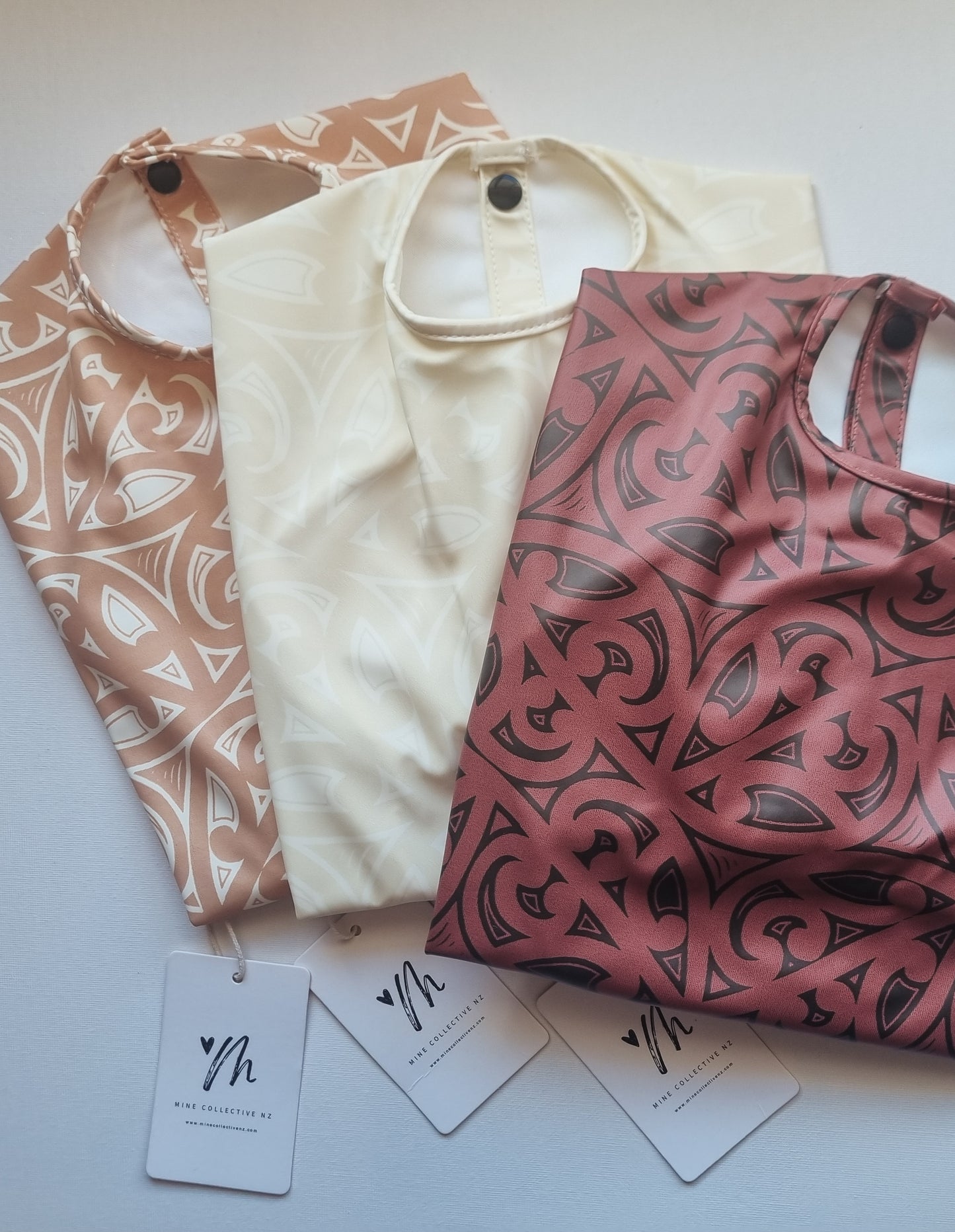 Pēpi Full Sleeved Bibs