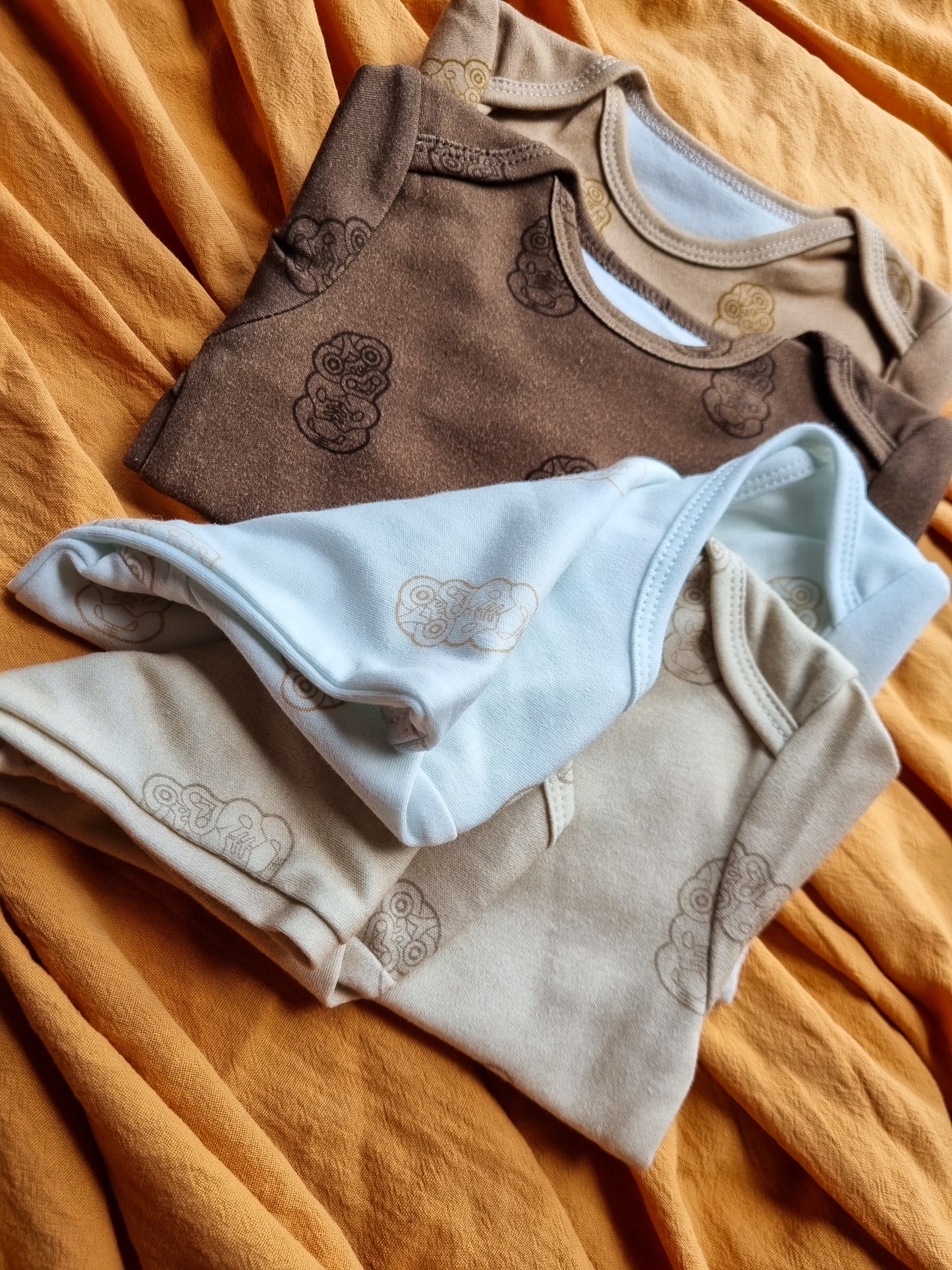 Hei Tiki Short Sleeve Bodysuit